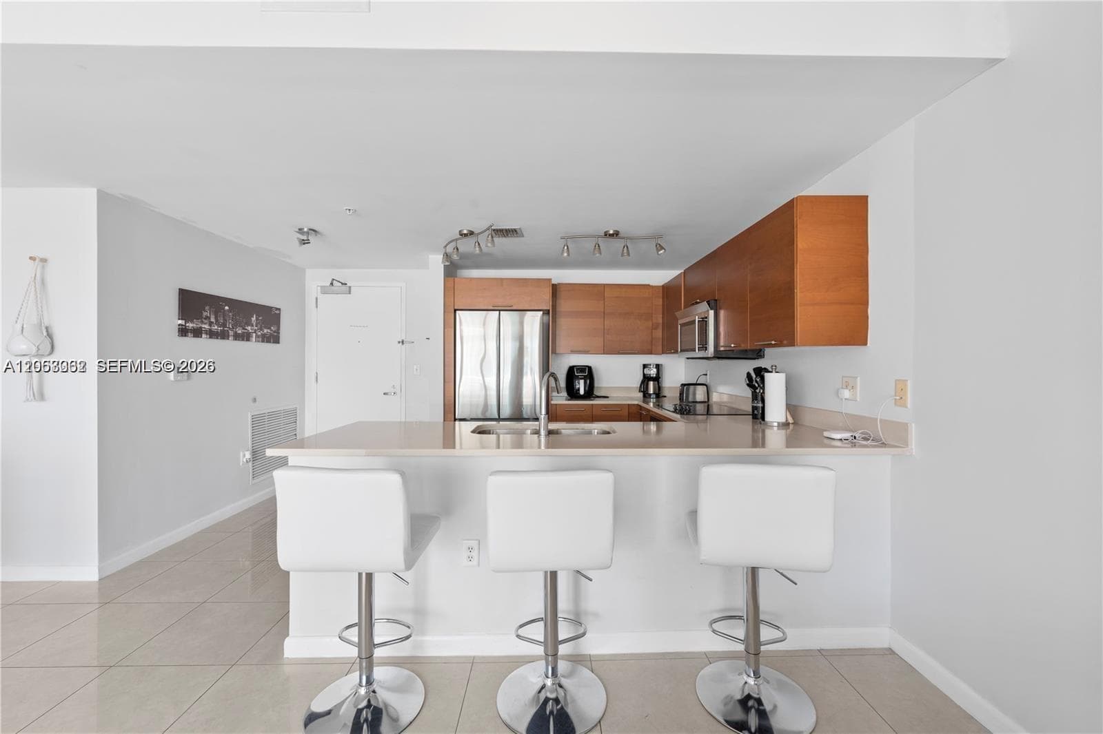3250 NE 1st Ave # 917, Miami, FL 33137 photo 2
