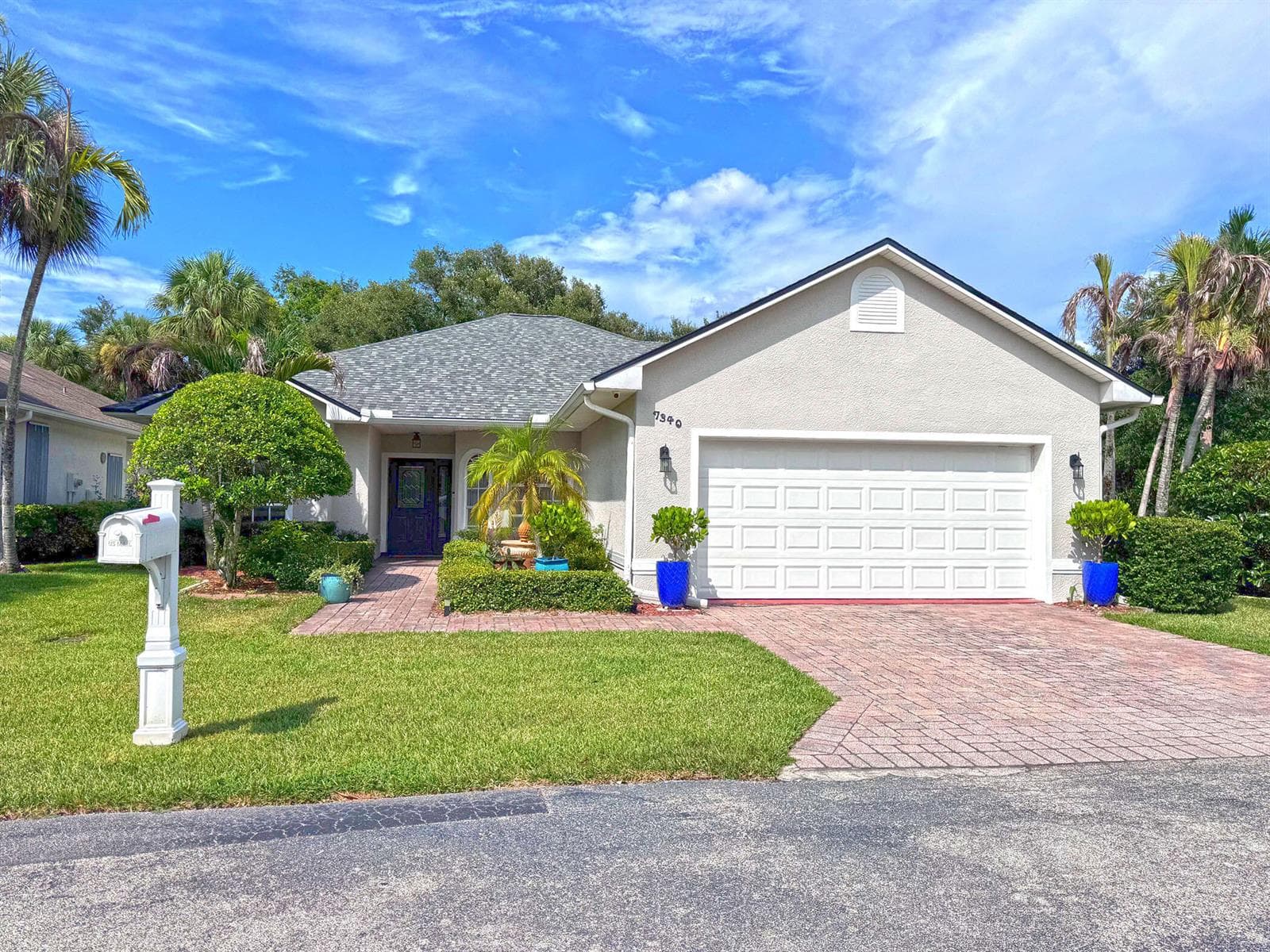 7340 35th Court, Vero Beach, FL 32967 photo 2