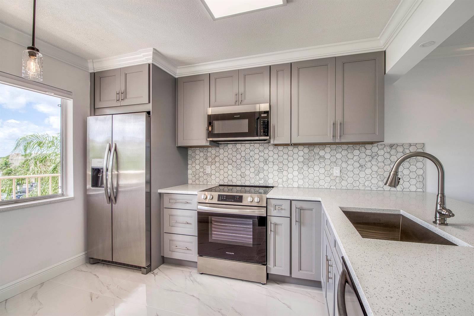6795 Huntington Lane # 406, Delray Beach, FL 33446