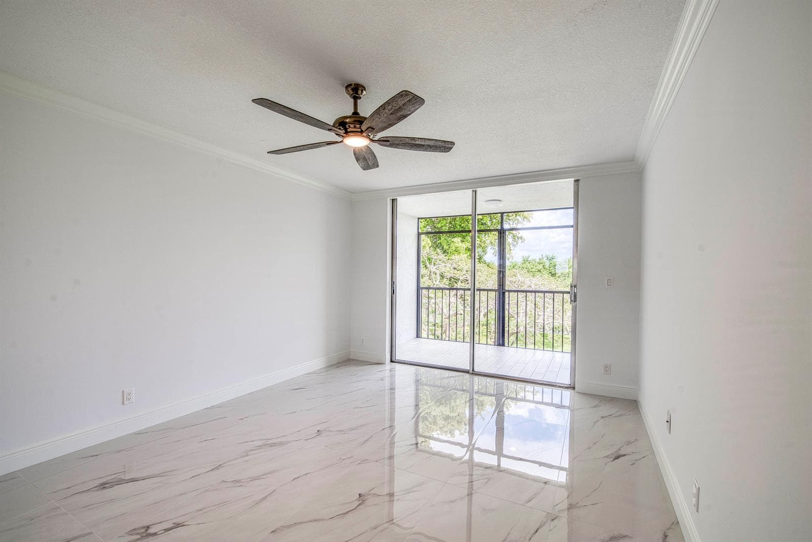 6795 Huntington Lane # 406, Delray Beach, FL 33446 photo 5