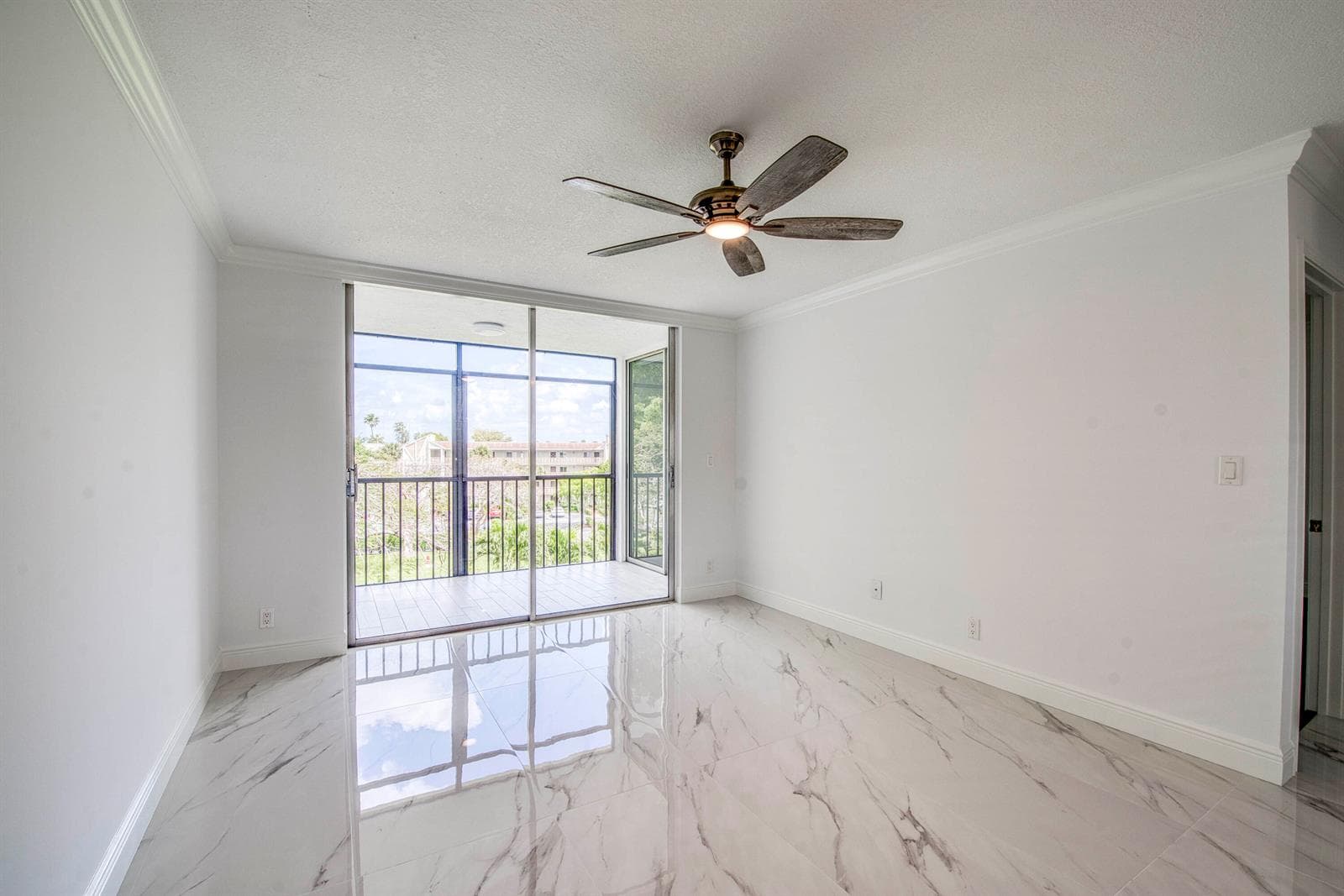 6795 Huntington Lane # 406, Delray Beach, FL 33446 photo 4