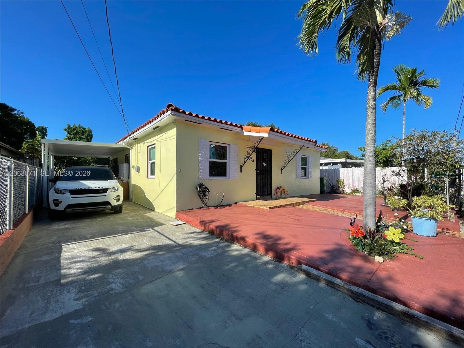 1085 NW 26th St, Miami, FL 33127 photo 3