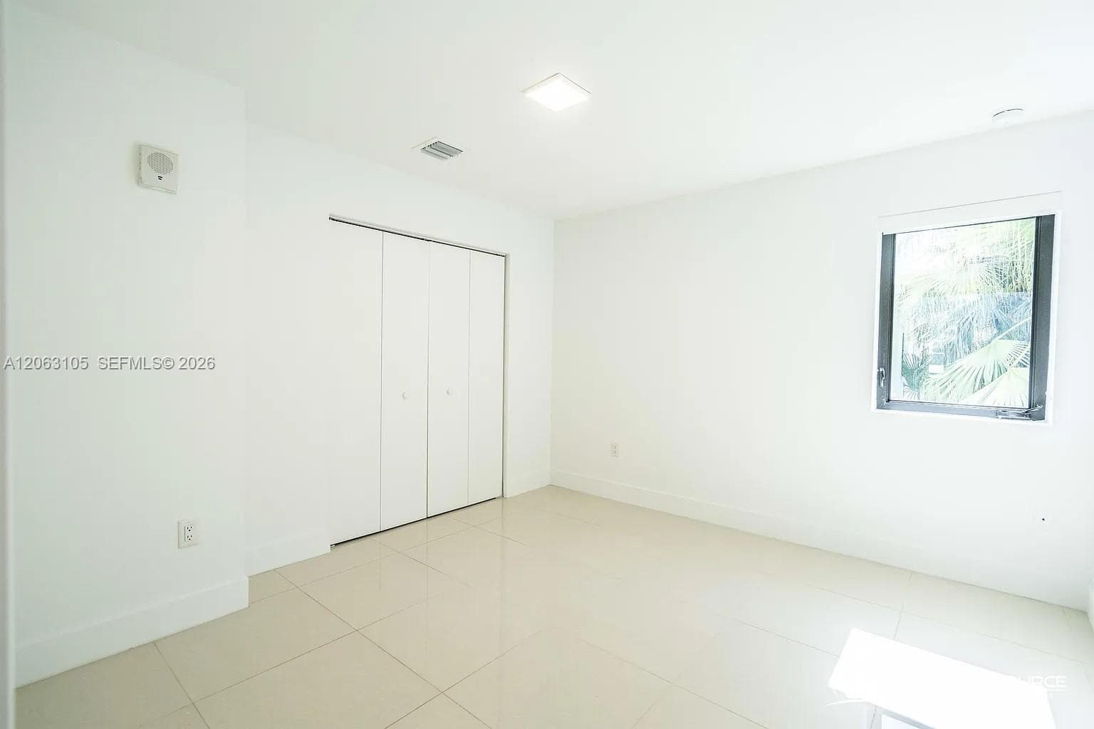 1971 Bay Dr # 124, Miami Beach, FL 33141 photo 3