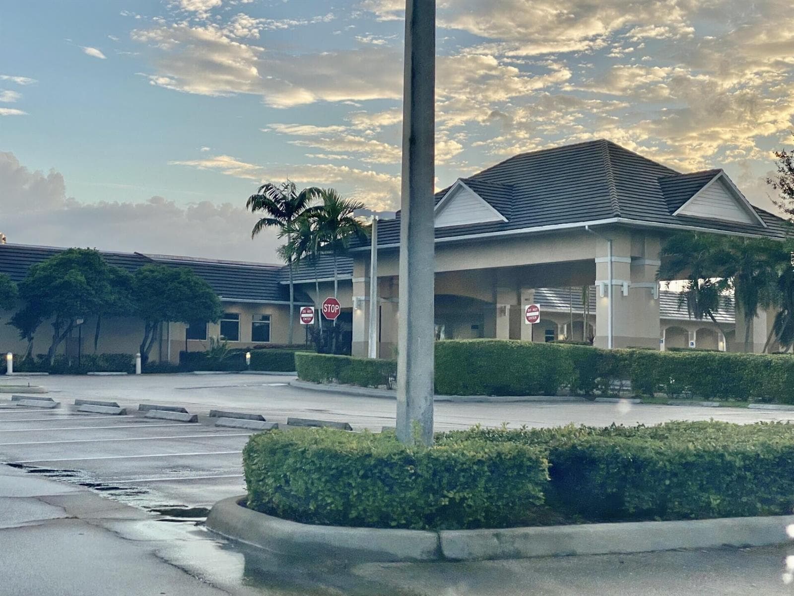 4501 FOUNTAINS Drive S # 106, Lake Worth, FL 33467 photo 2