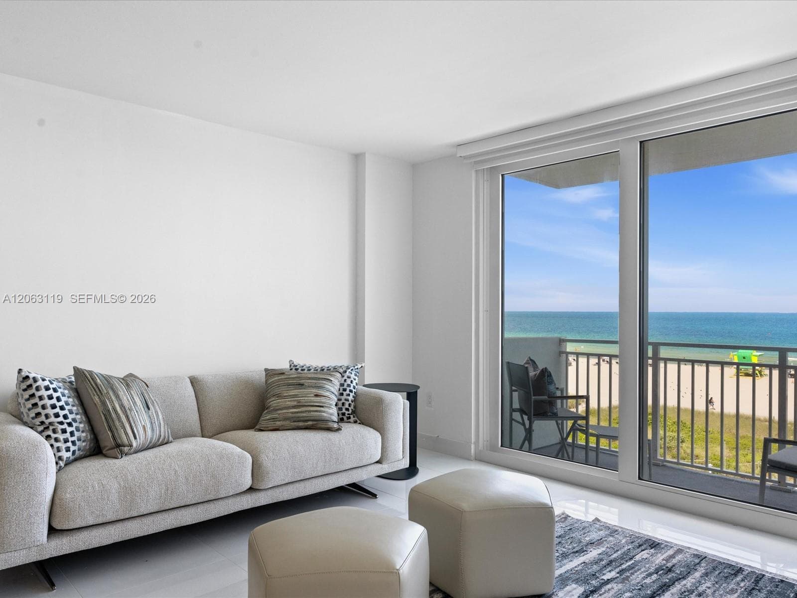 345 Ocean Dr # 515, Miami Beach, FL 33139 photo 2