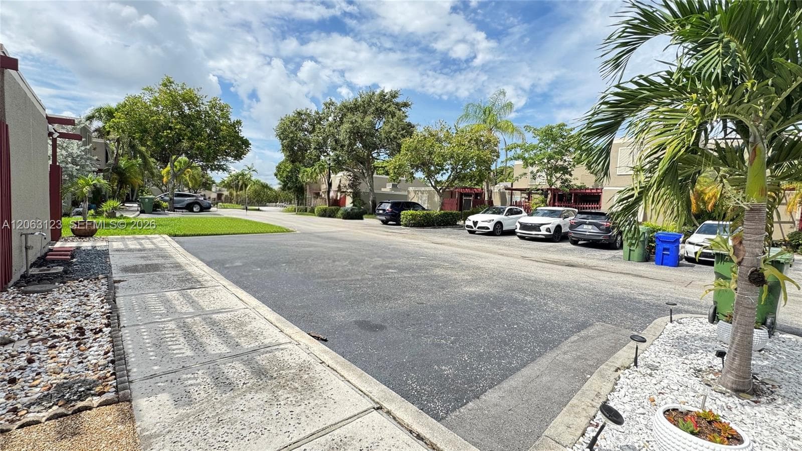 1151 Windward Dr # 1151, Pembroke Pines, FL 33026 photo 3