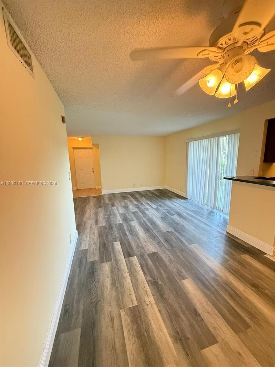 7650 Westwood Dr # 509, Tamarac, FL 33321 photo 3
