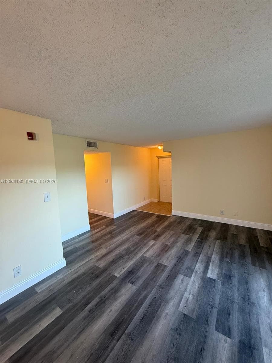 7650 Westwood Dr # 509, Tamarac, FL 33321 photo 4