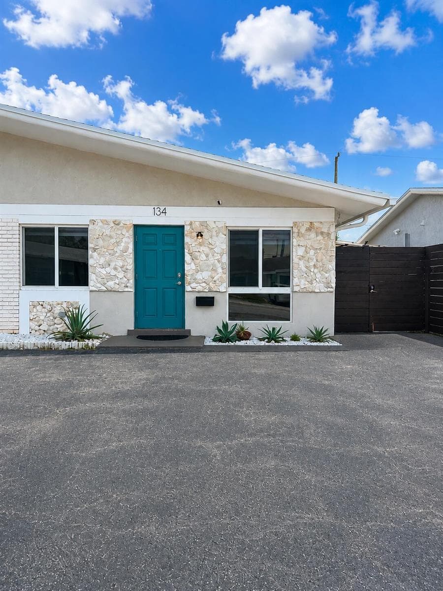 134 NW 57th Street, Oakland Park, FL 33309 photo 2