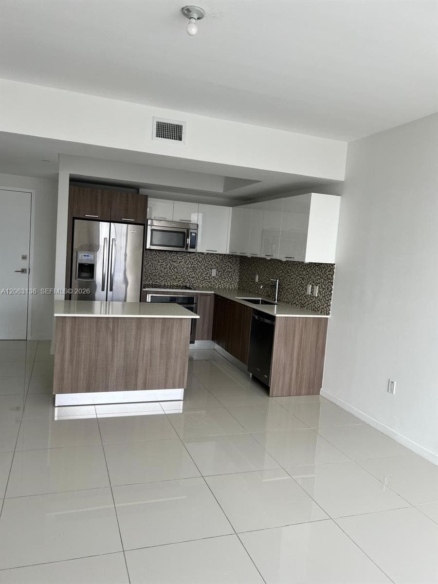 5300 Paseo Blvd # 1905, Doral, FL 33166 photo 4