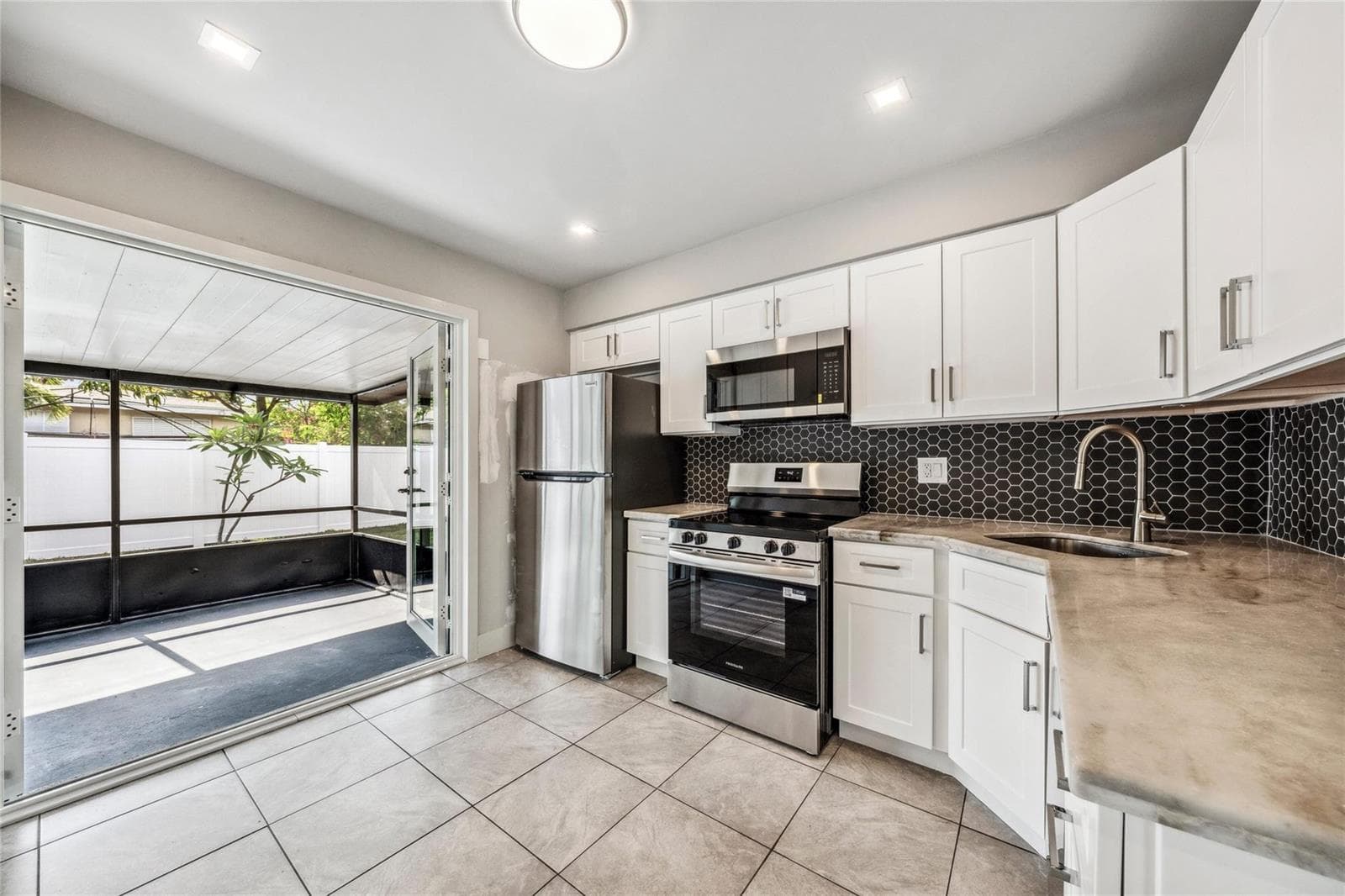 4800 NE 4th Avenue, Fort Lauderdale, FL 33334 photo 5