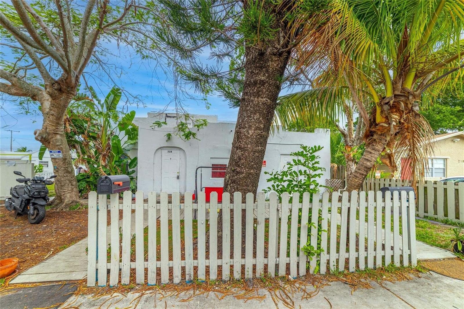 224 SW 14th Street, Dania Beach, FL 33004 photo 4