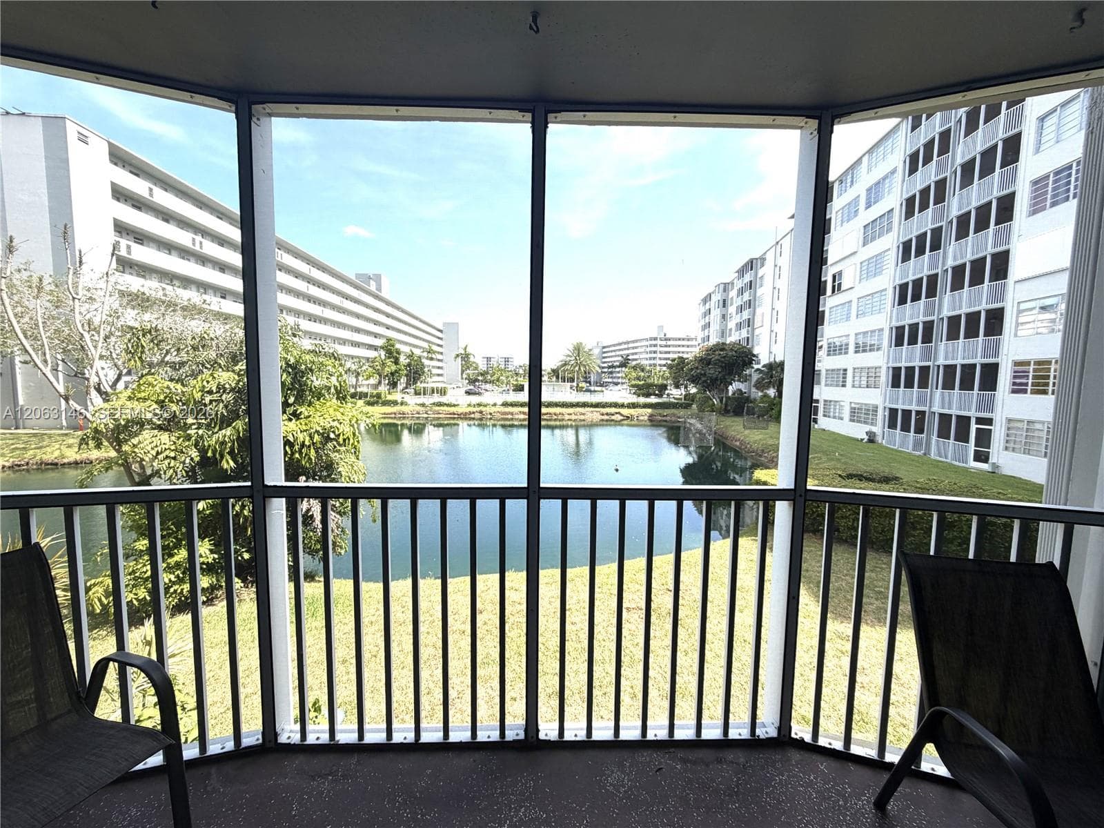 1770 NE 191st St # 204-1, Miami, FL 33179 photo 2