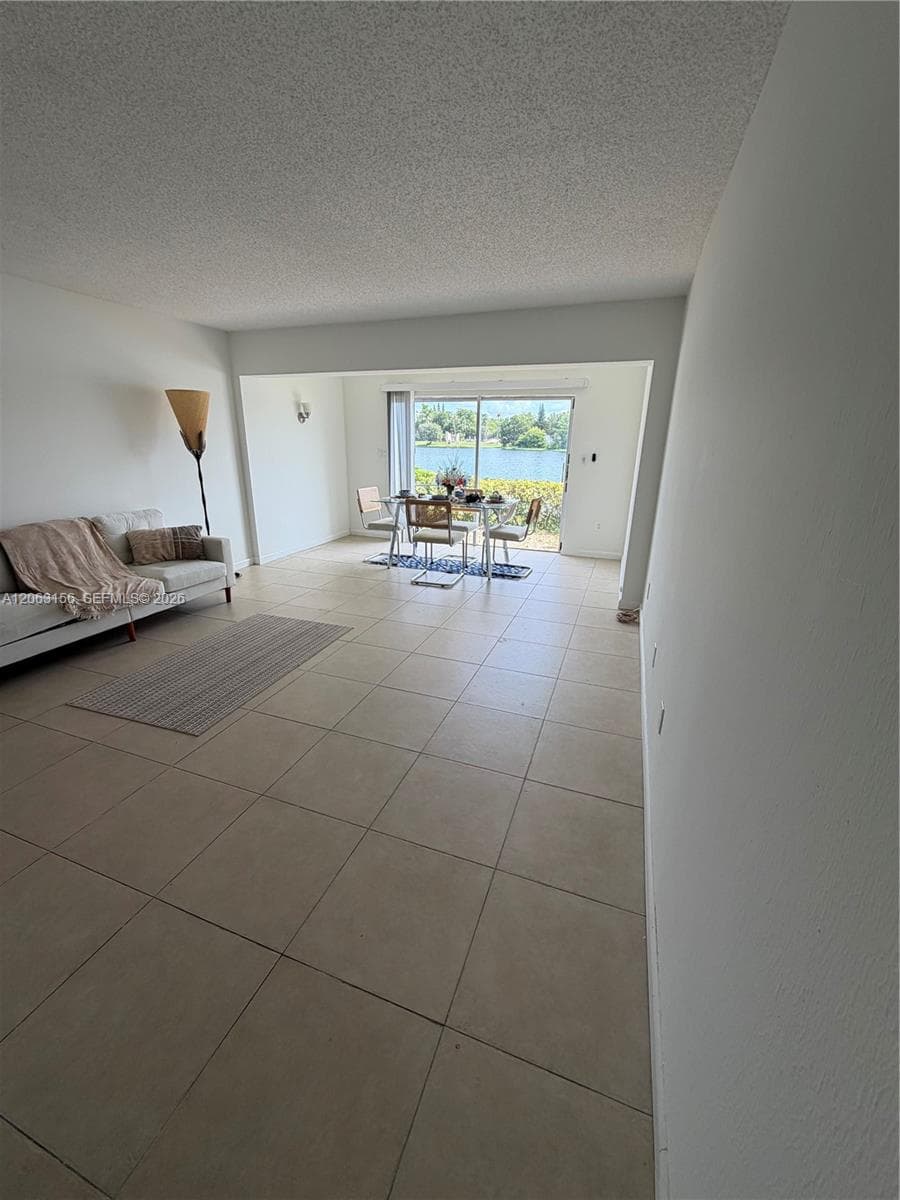 873 NE 195th St # 107, Miami, FL 33179 photo 5