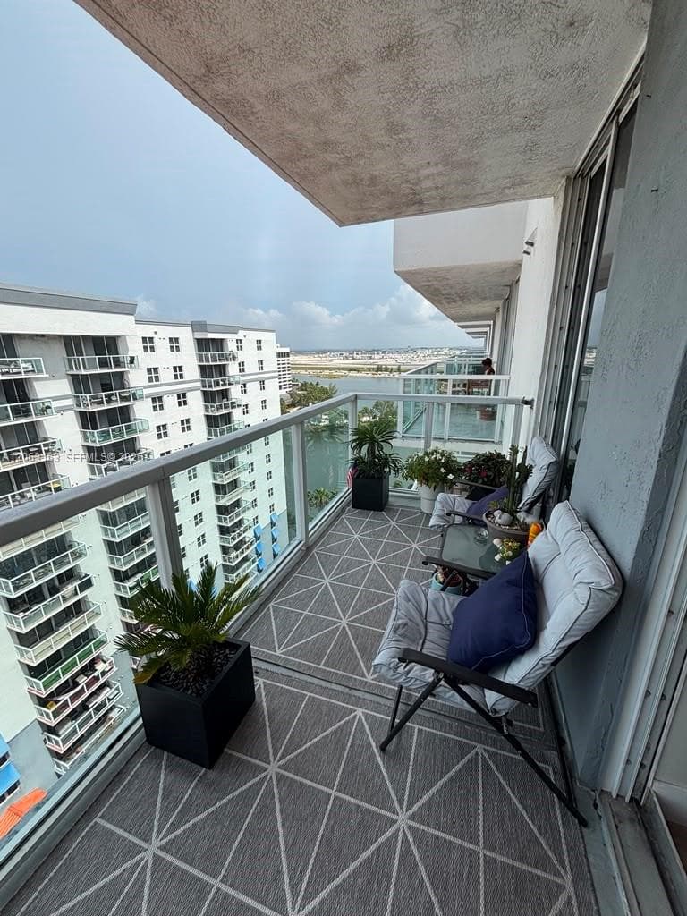 5077 NW 7th St # TS16 (1716), Miami, FL 33126 photo 3