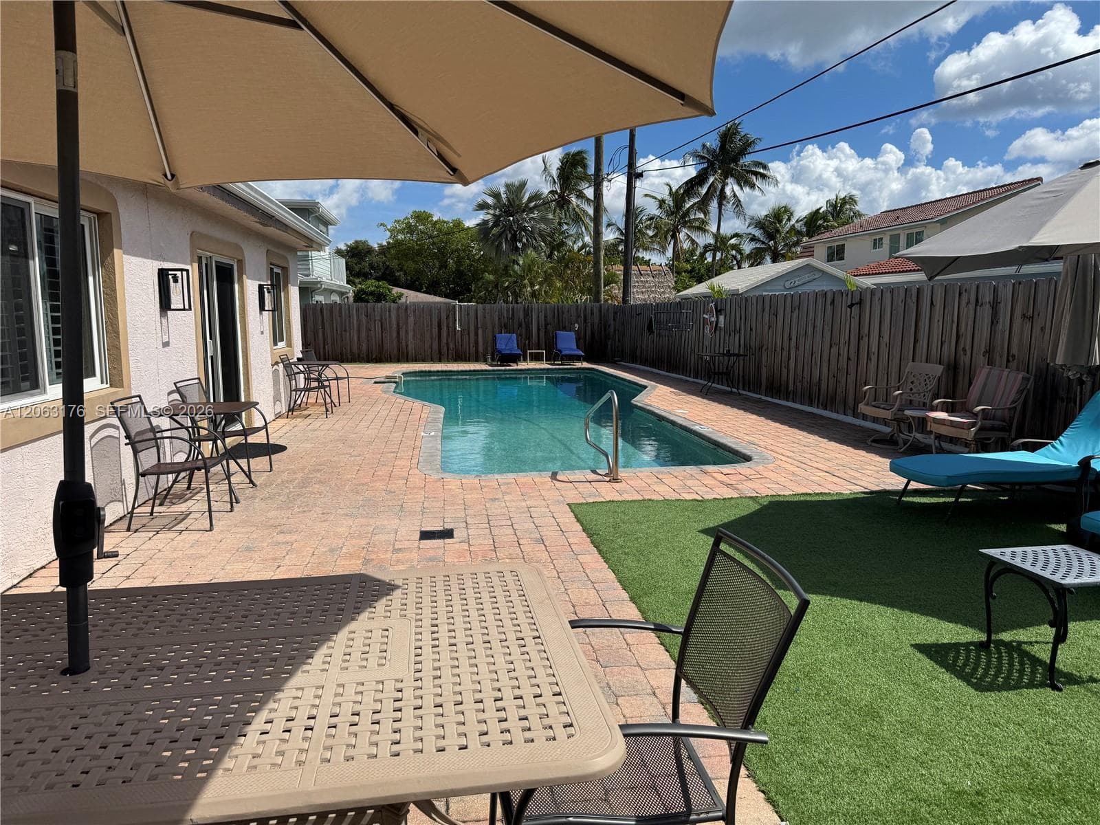 1660 NE 25th Ave, Pompano Beach, FL 33062 photo 2