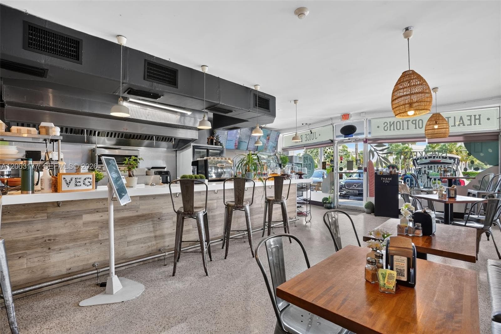 Profitable Restaurant in East Fort Lauderdale, Florida City FL 33306 photo 2