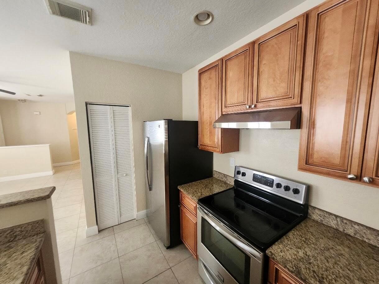 3189 Laurel Ridge Circle, Riviera Beach, FL 33404 photo 3