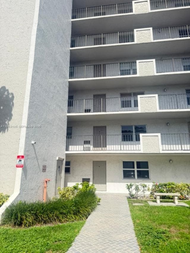 3100 W Rolling Hills Cir # 101, Davie, FL 33328 photo 2