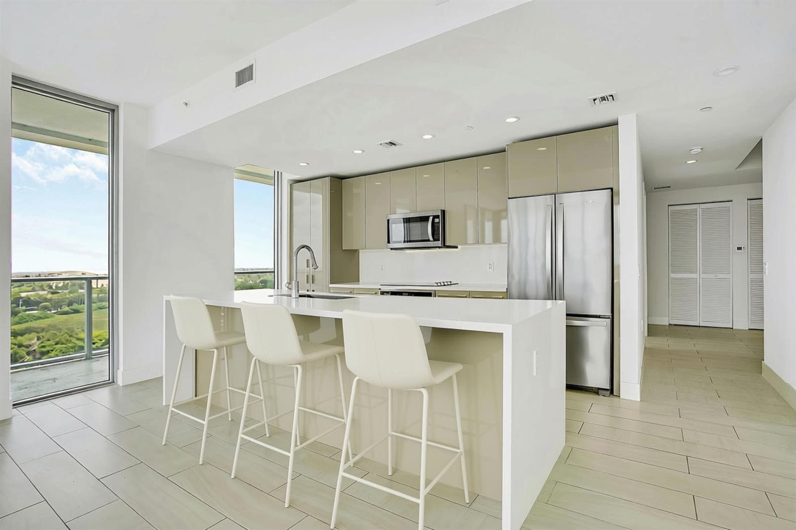2000 Metropica Way # 1503, Sunrise, FL 33323 photo 2