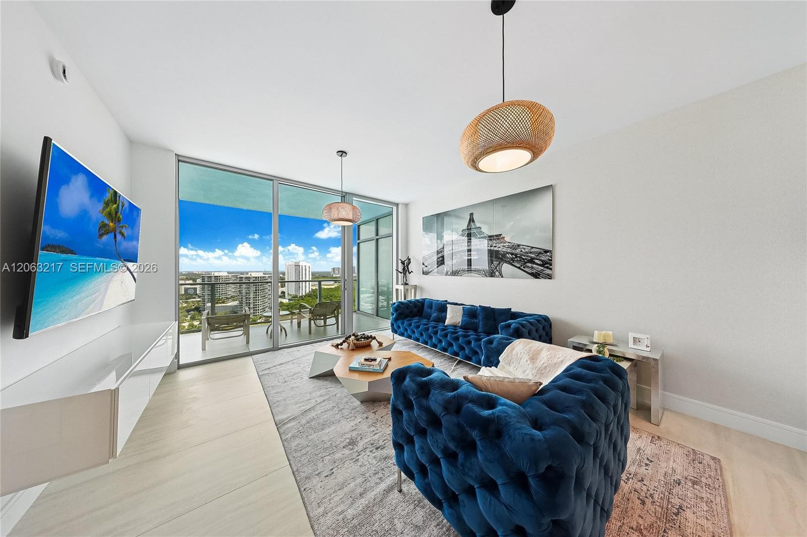 2411 Laguna Circle # 2010, Miami, FL 33181 photo 4