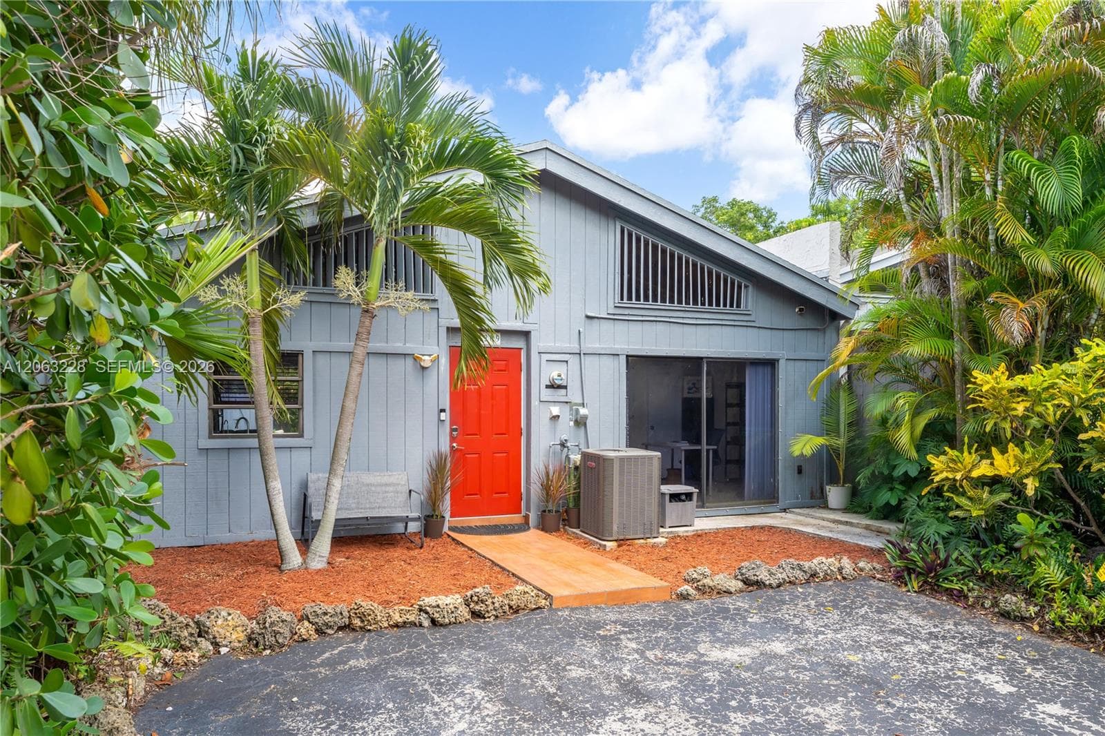 11209 SW 114th Lane Circle, Miami, FL 33176 photo 2