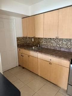 2285 NE 172nd Street # 15, North Miami Beach, FL 33160 photo 4
