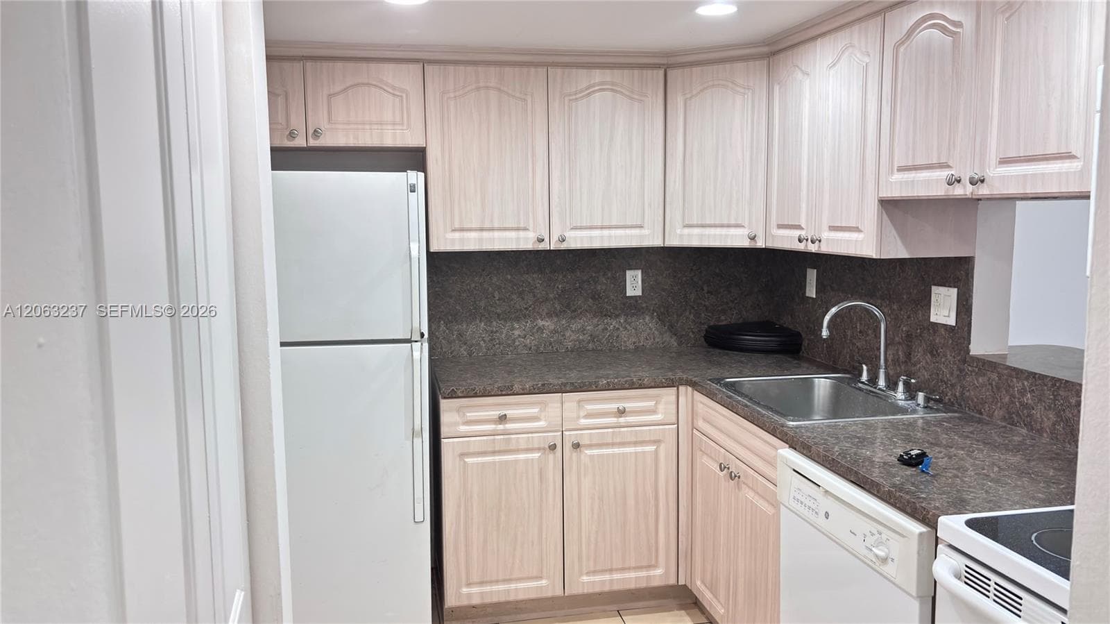 10421 N Kendall Dr # C201, Miami, FL 33176 photo 5