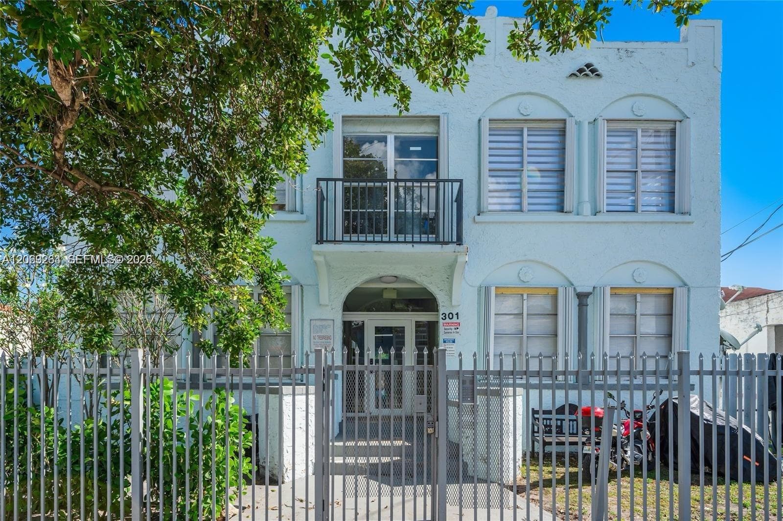 301 SW 10th Ave # 4, Miami, FL 33130