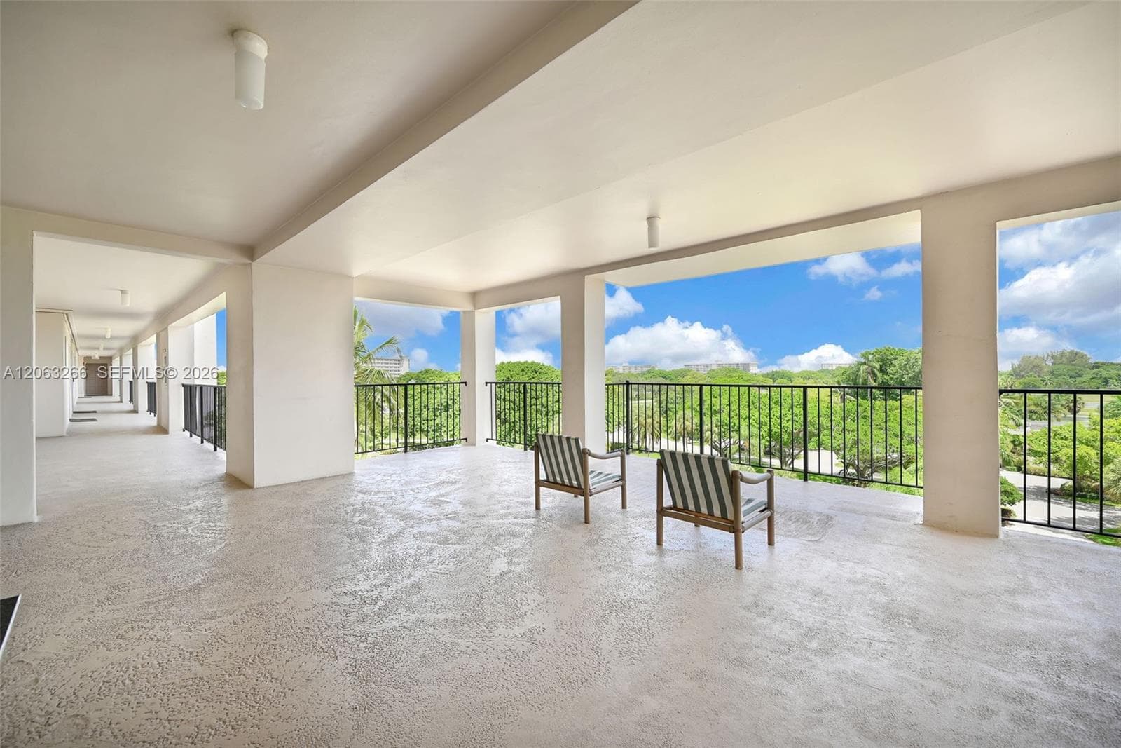 3200 N Palm Aire Dr # 610, Pompano Beach, FL 33069 photo 5