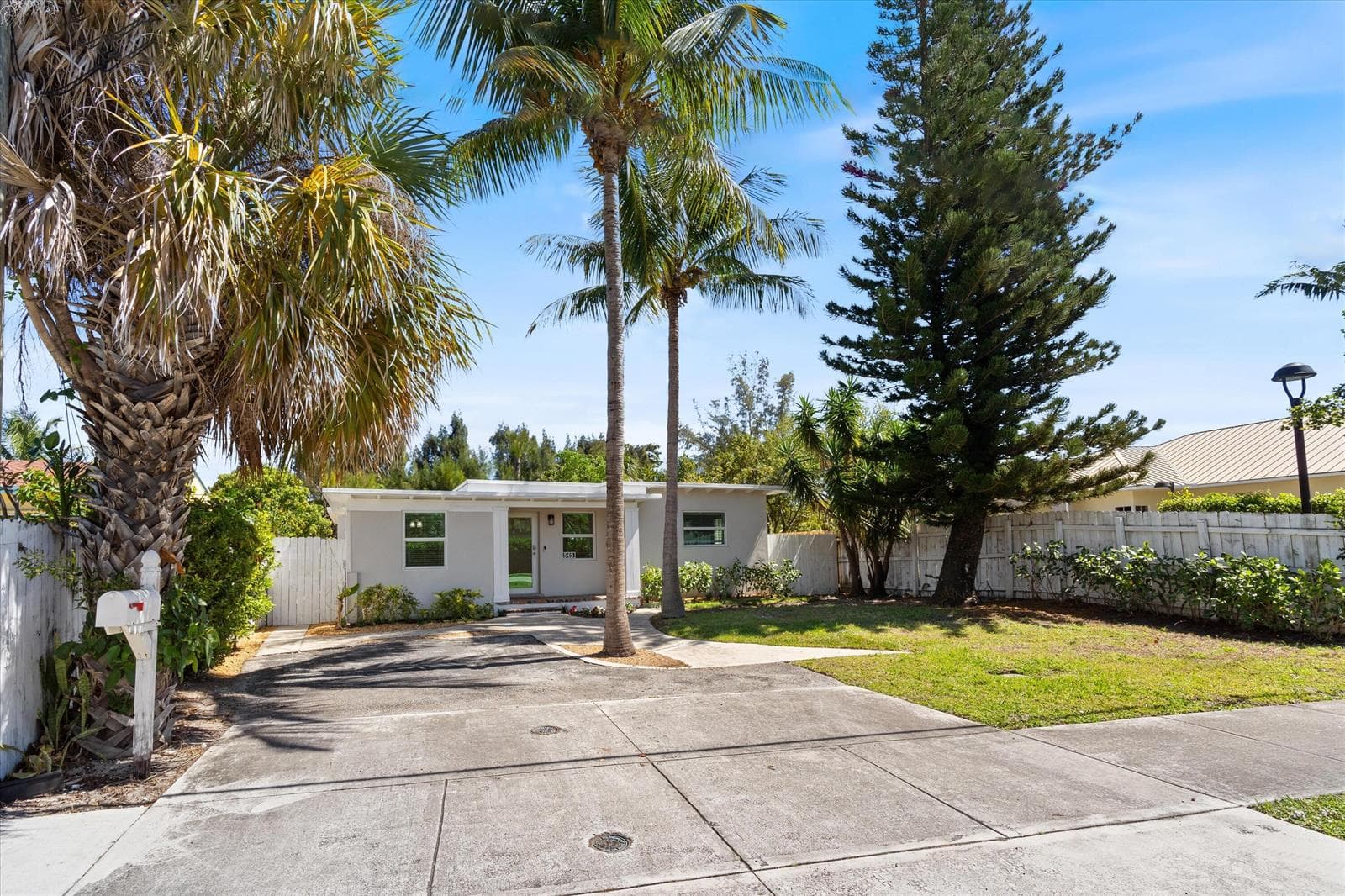 543 NE 3rd Avenue, Delray Beach, FL 33444 photo 4