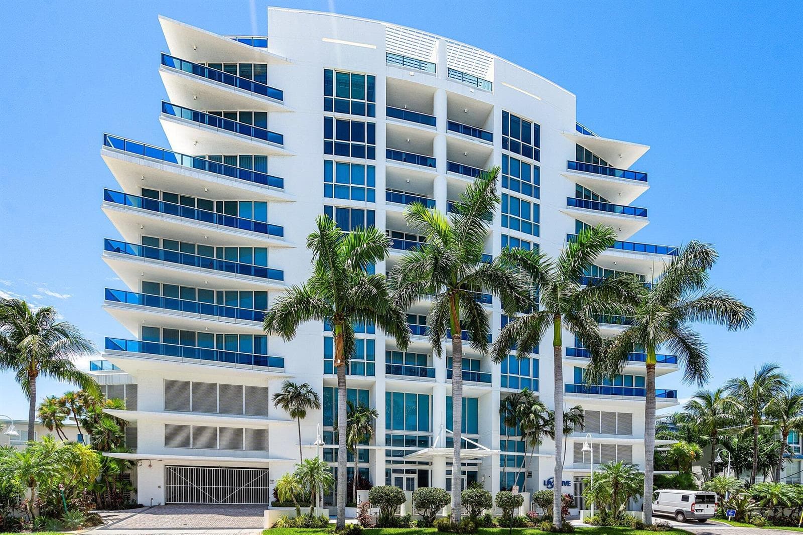 715 Bayshore Drive # Ph4, Fort Lauderdale, FL 33304