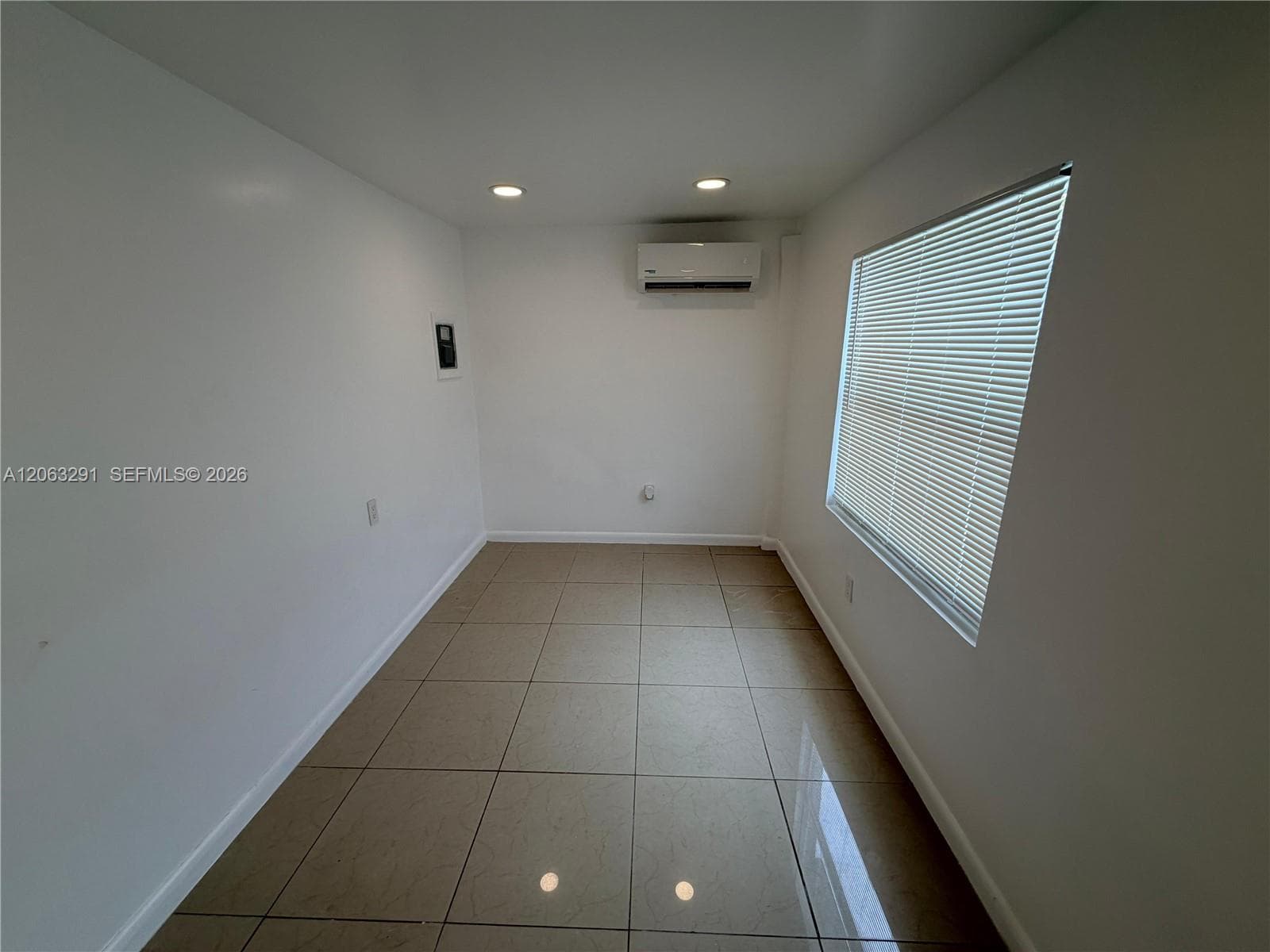 548 NW 30th St # 2, Miami, FL 33127 photo 3
