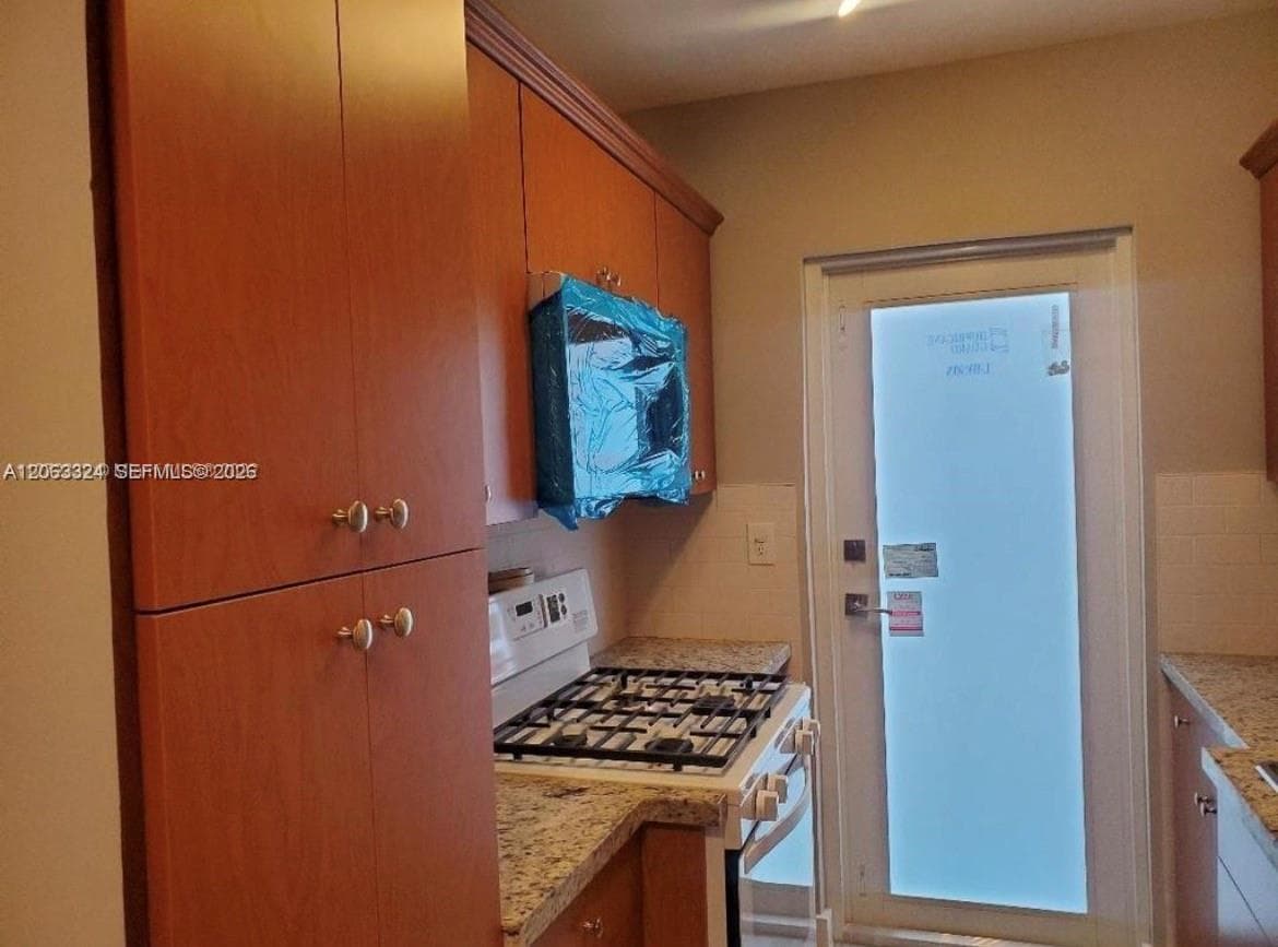 8035 Byron Ave # 2, Miami Beach, FL 33141 photo 4
