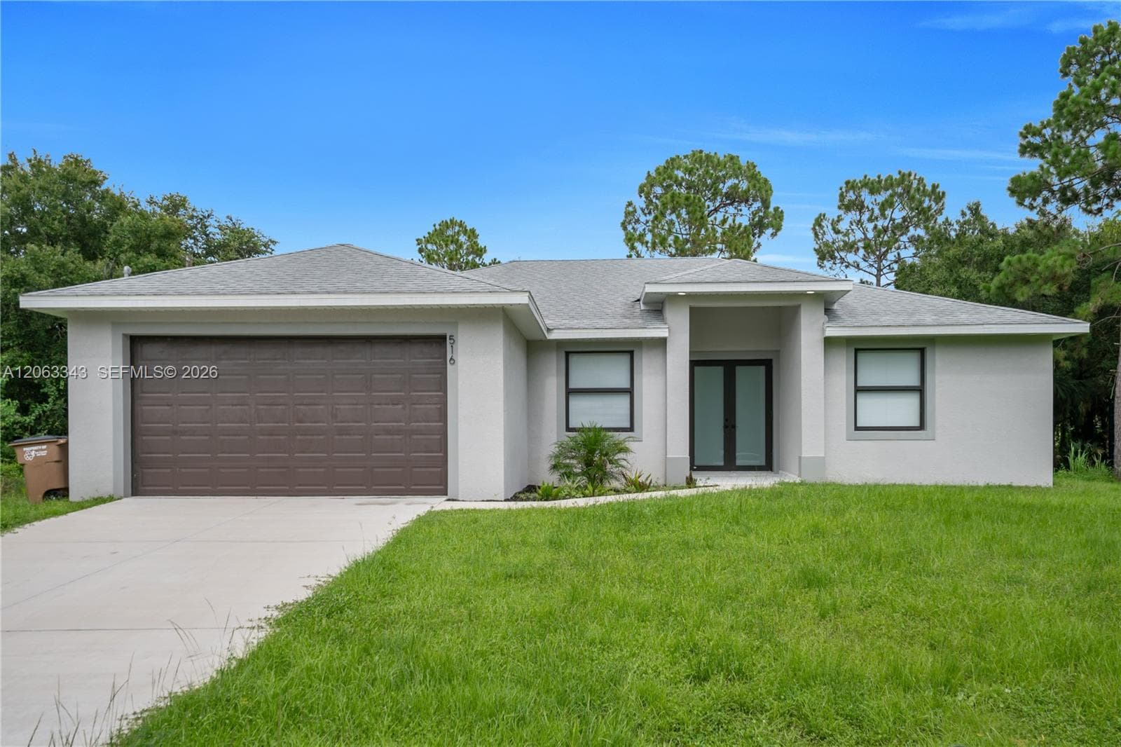 516 DAYTON AVE, Lehigh Acres, FL 33972 photo 4