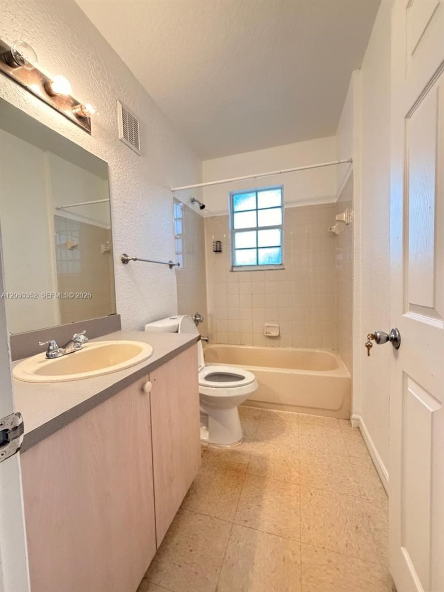 2705 Belmont Ln # 2705, North Lauderdale, FL 33068 photo 4