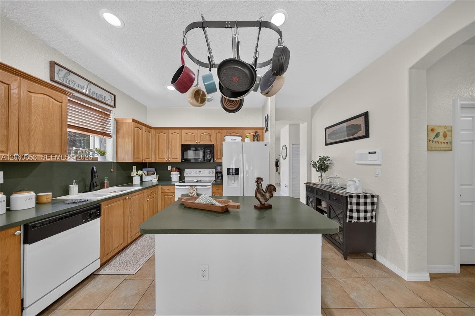16437 SW 76th Ter, Miami, FL 33193 photo 3