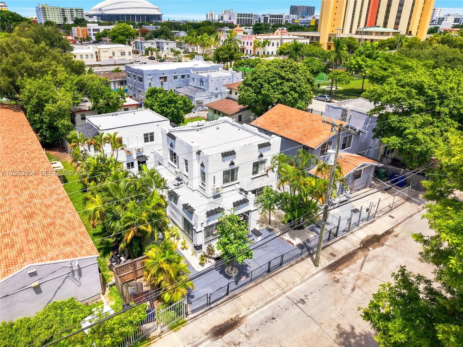 128 NW 9th Ave # 4, Miami, FL 33128