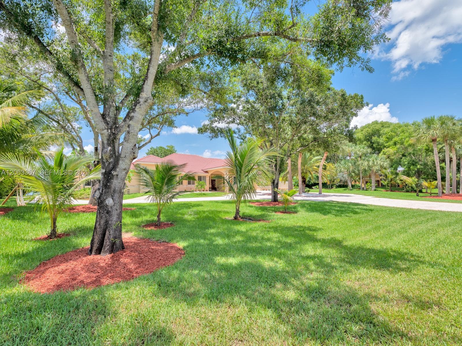 2710 Walkers way, Weston, FL 33331 photo 3