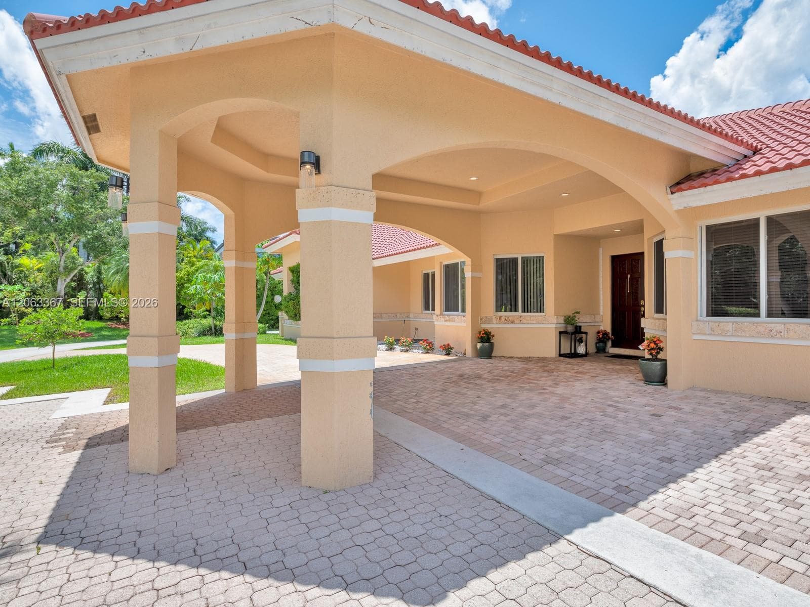 2710 Walkers way, Weston, FL 33331 photo 5