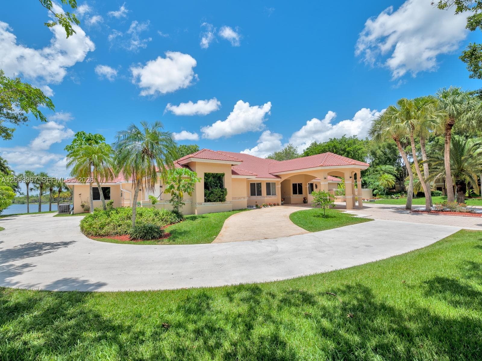 2710 Walkers way, Weston, FL 33331 photo 4