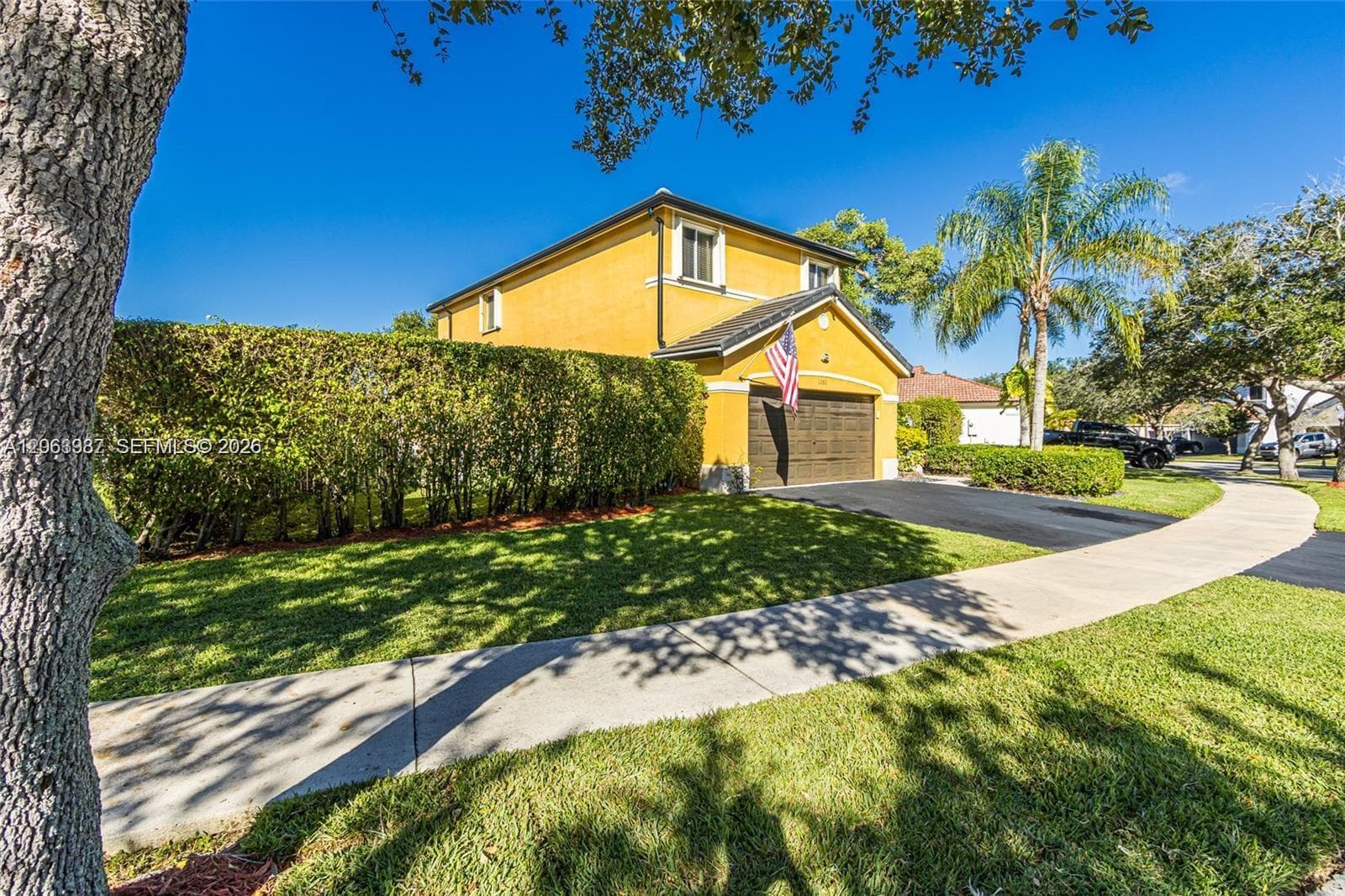 1280 Majesty Ter, Weston, FL 33327 photo 2