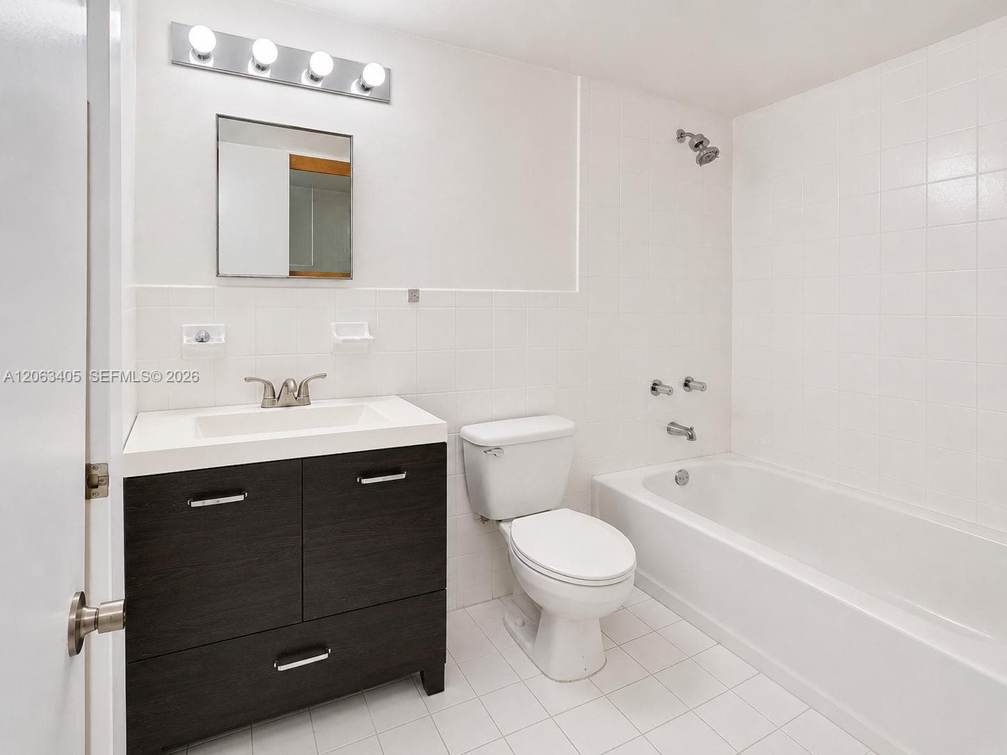104 SW 9th St # 1403, Miami, FL 33130 photo 2