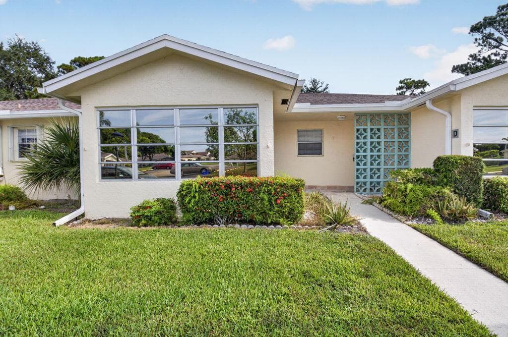 5073 LAKEFRONT Boulevard # C, Delray Beach, FL 33484 photo 2