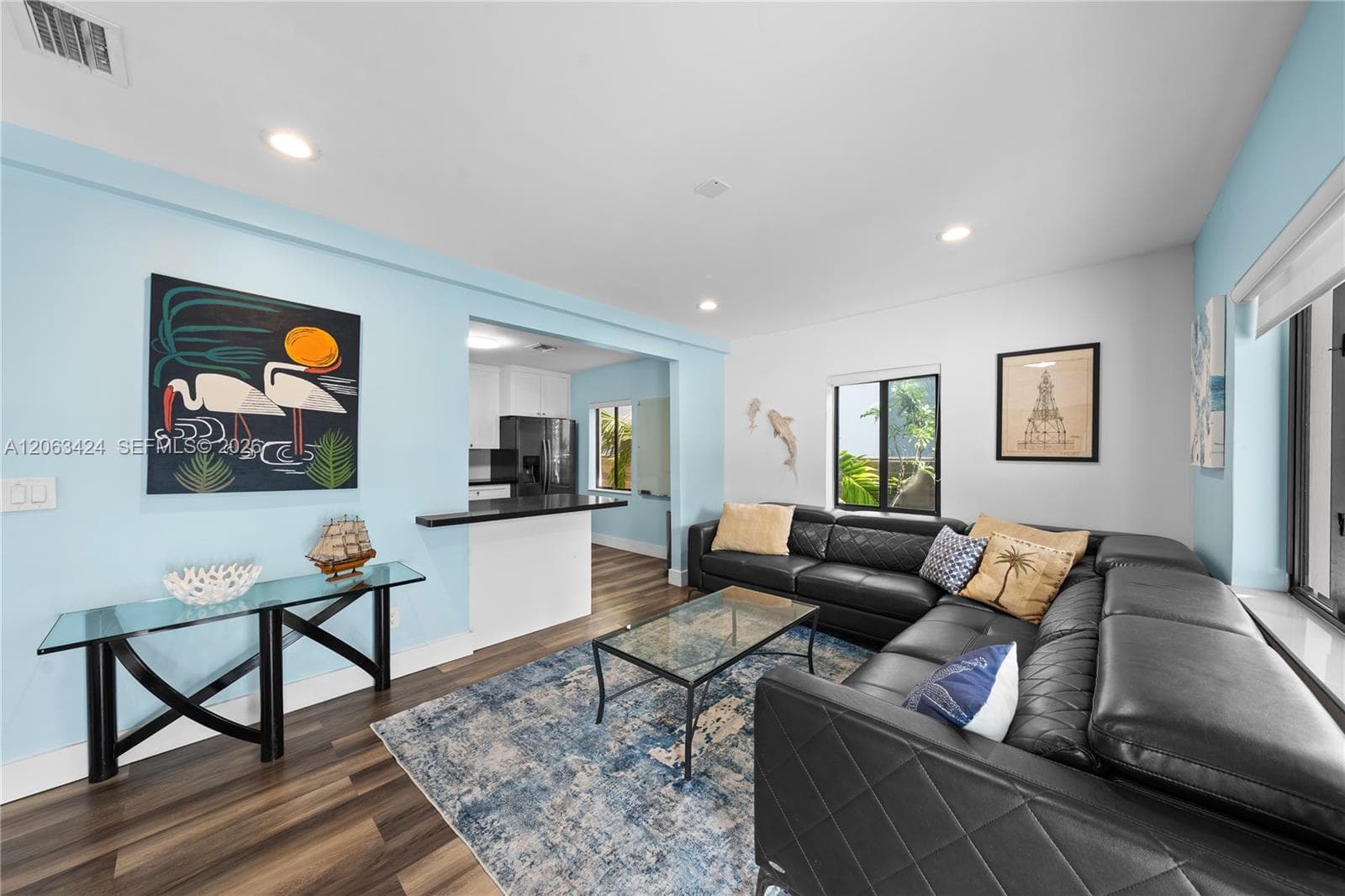 3134 Carter St, Miami, FL 33133 photo 4