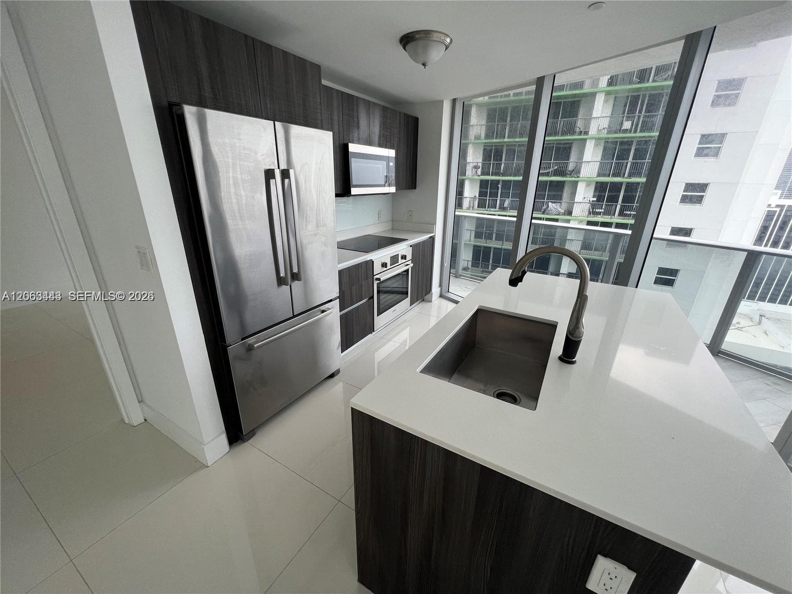 488 NE 18th St # 3000, Miami, FL 33132 photo 3