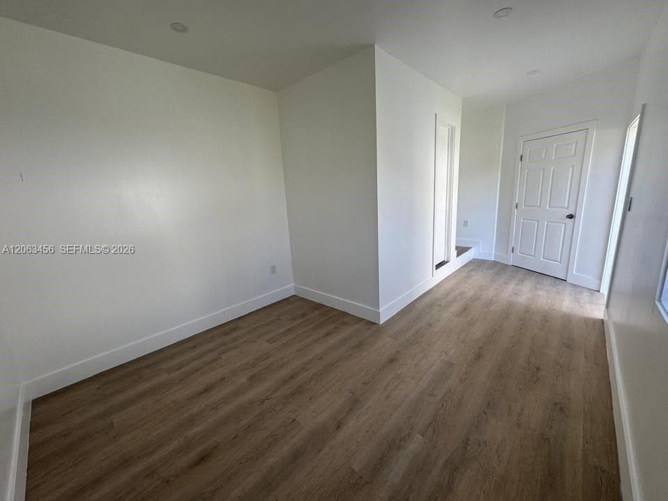 670 NE 166th St # front, Miami, FL 33162 photo 2
