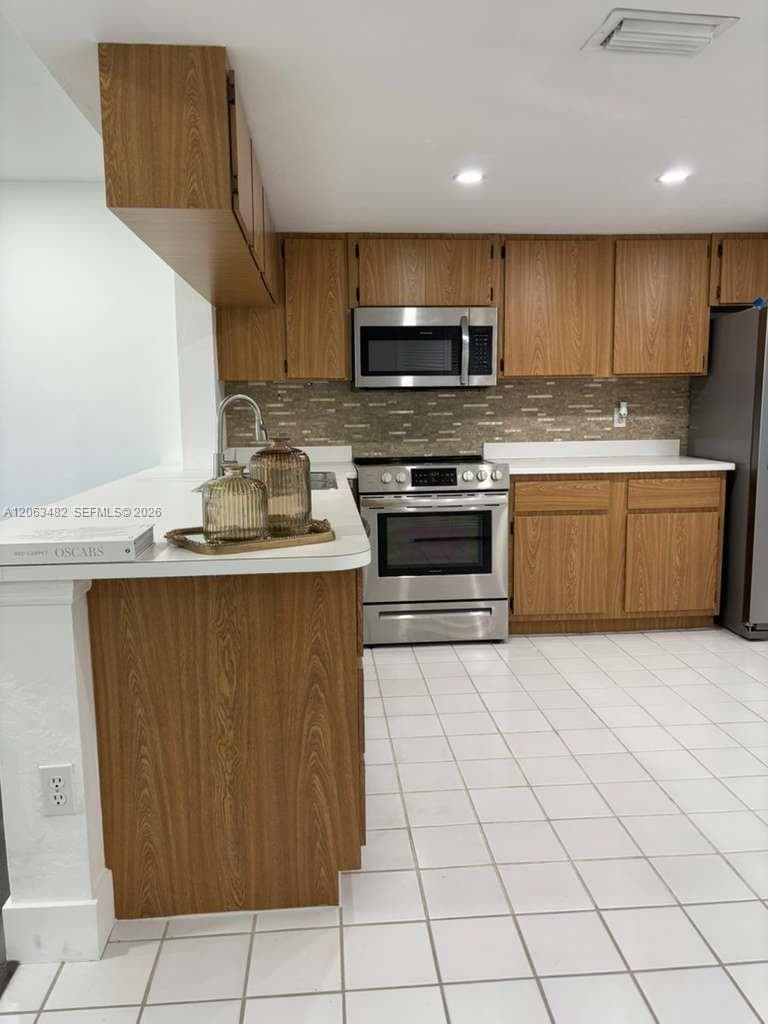 1005 Palm Beach Trace Dr # 1005, Royal Palm Beach, FL 33411