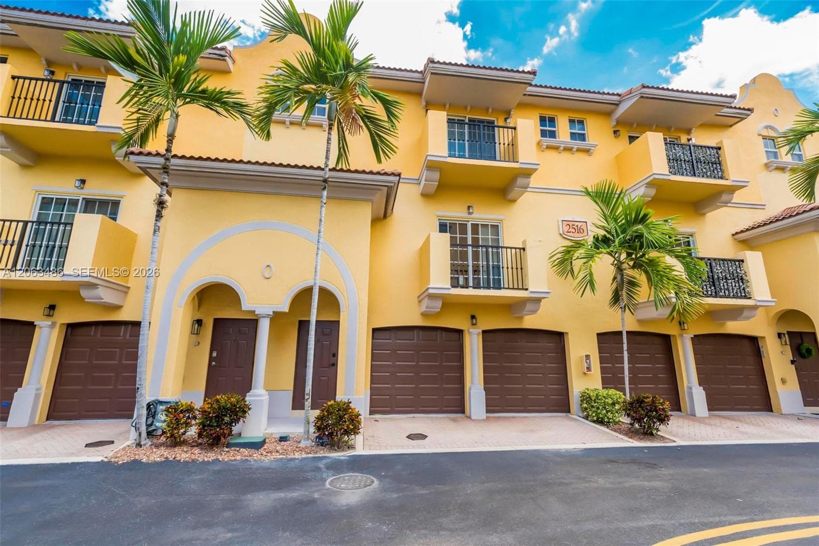 2516 SW 14th Ave # 403, Fort Lauderdale, FL 33315 photo 2