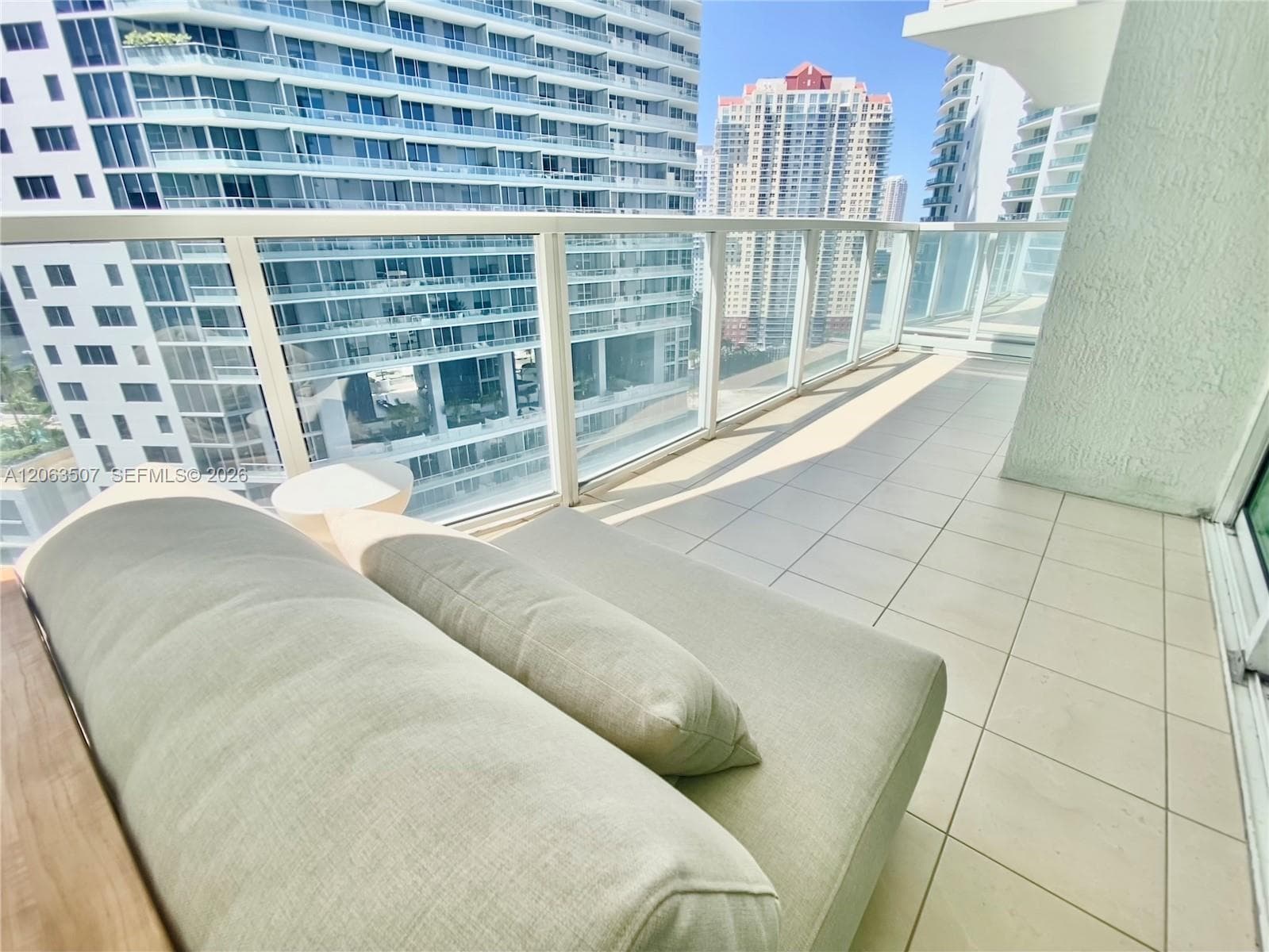 218 SE 14th St # 2004, Miami, FL 33131 photo 4